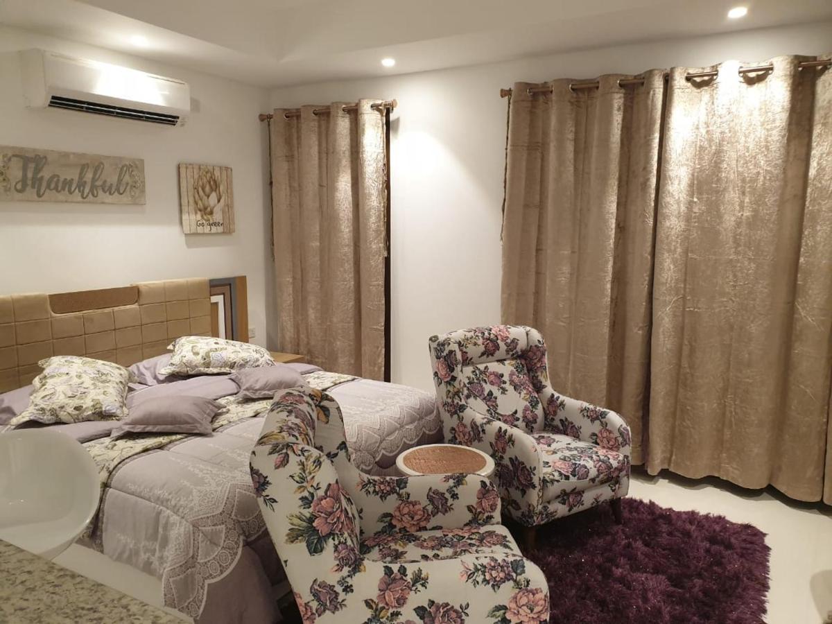 Purple Lily Studio Hawana Lagoons Salalah Apartamento Exterior foto